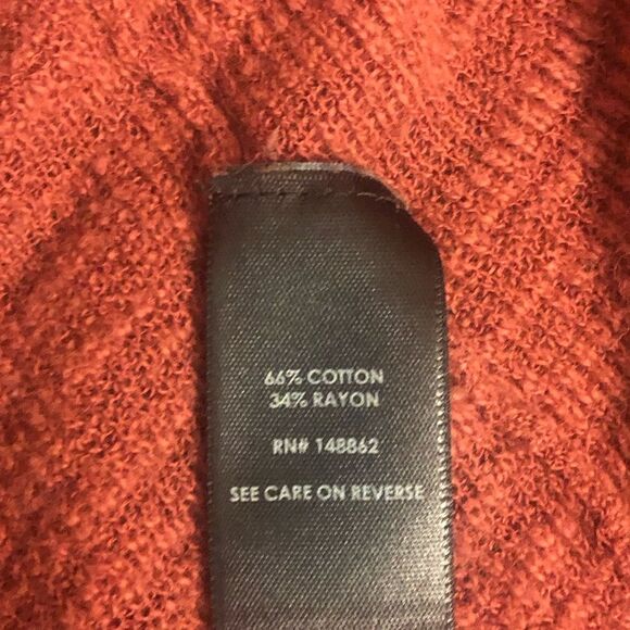 Torrid Cold Shoulder Dusty Rose Pullover Sweater. Size 2 - Picture 5 of 6